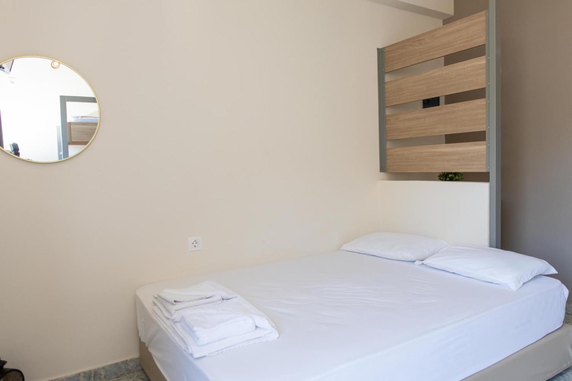 Hotel Tota Marinou à Agioi Apostoli Extérieur photo
