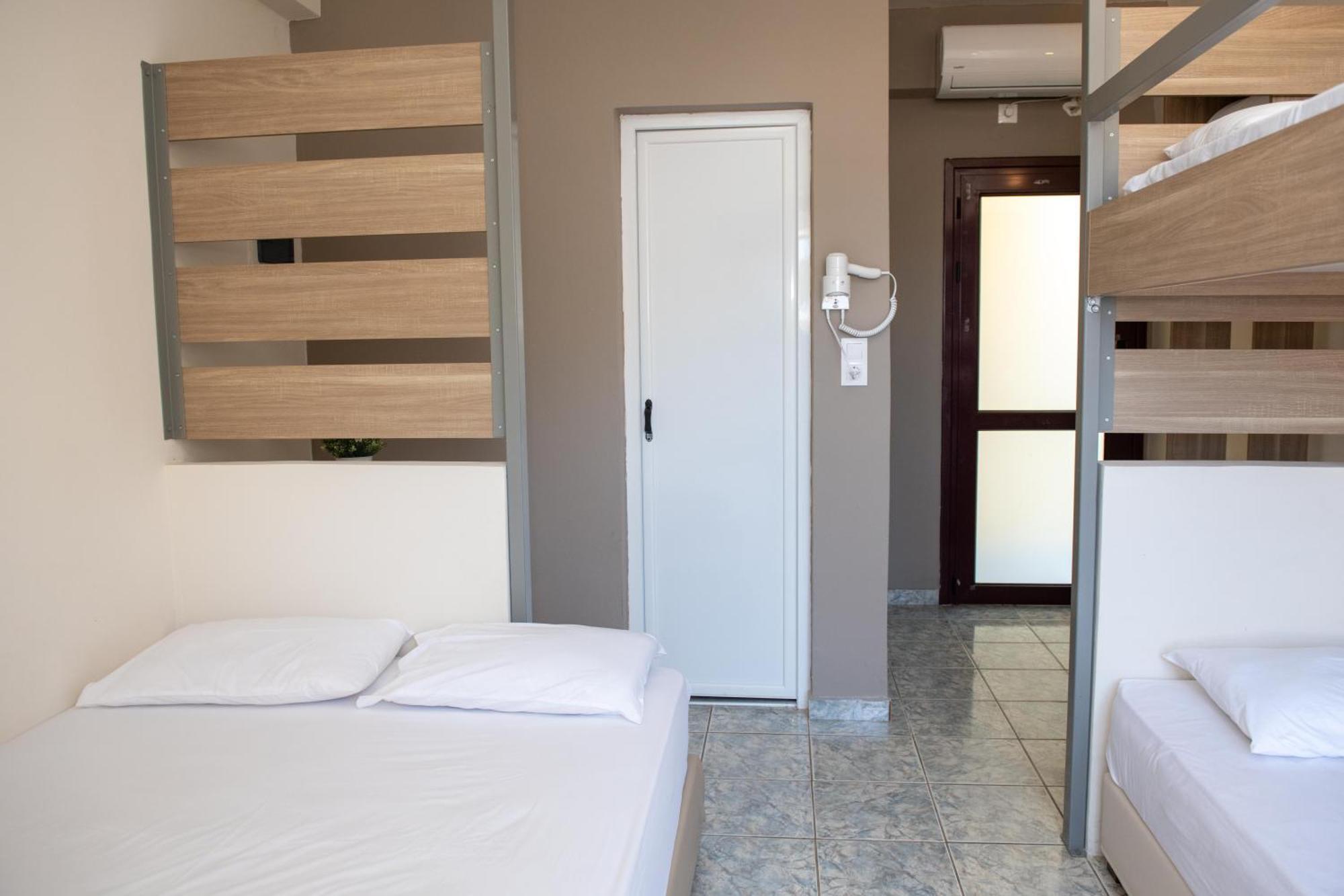 Hotel Tota Marinou à Agioi Apostoli Extérieur photo