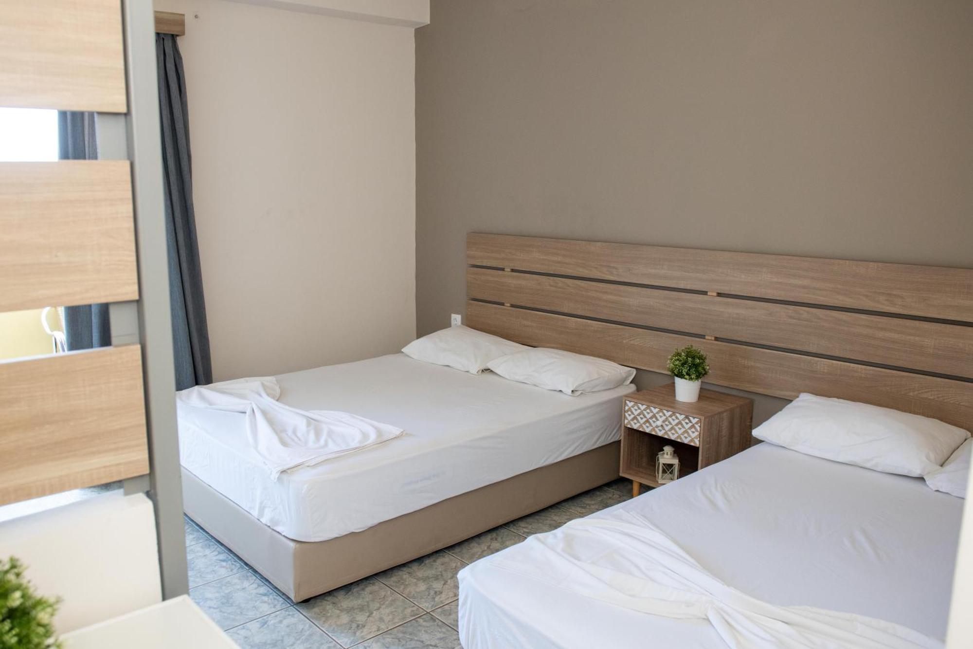 Hotel Tota Marinou à Agioi Apostoli Extérieur photo